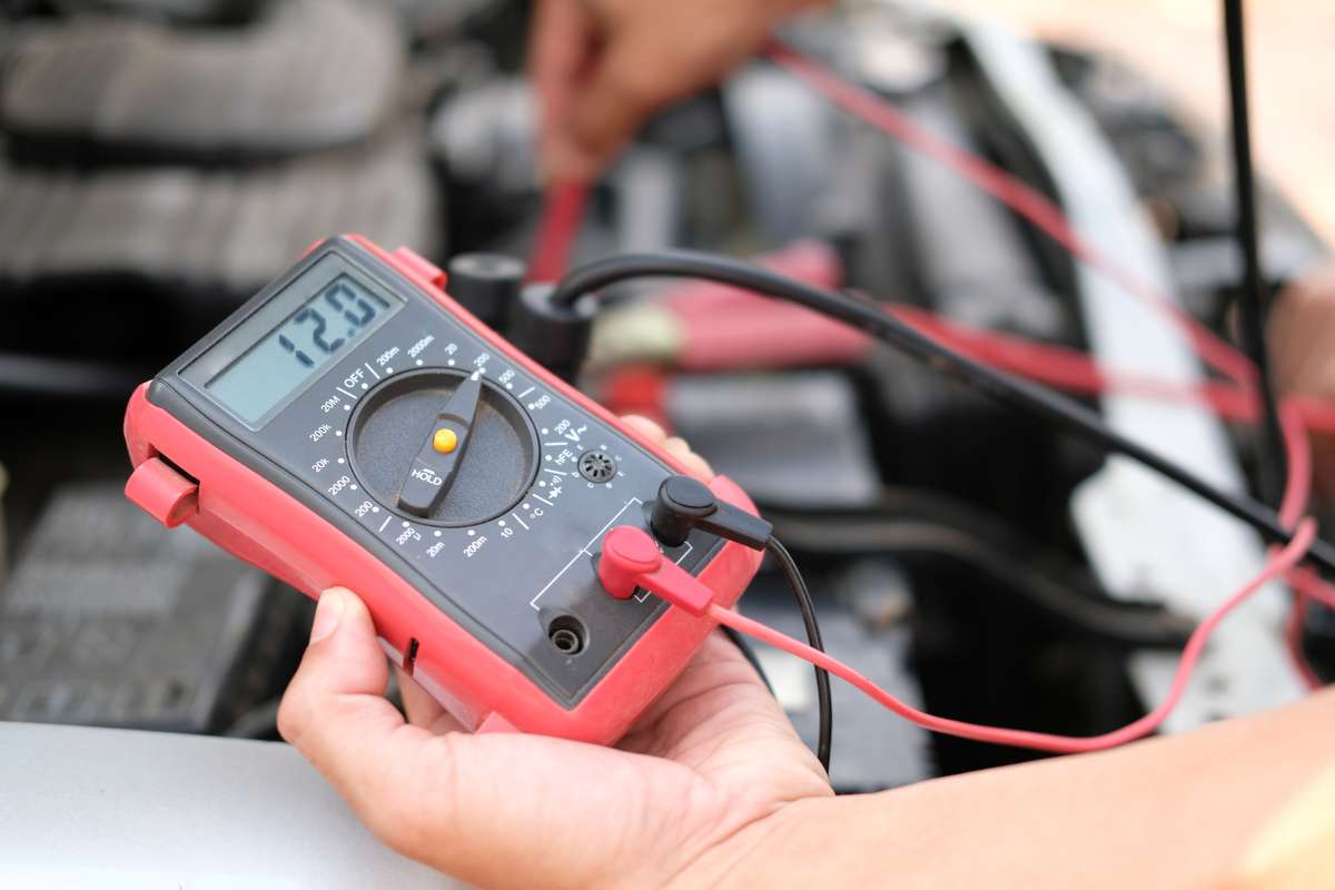 battery terminology you should know - voltage